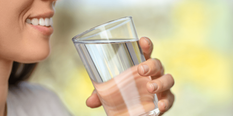 7 consigli per bere più acqua